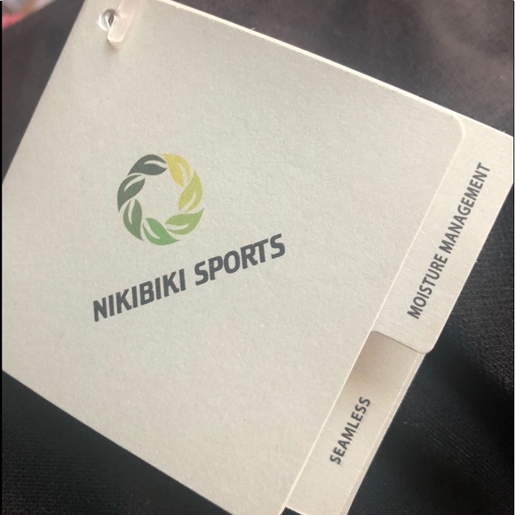 NIKIBIKI SEAMLESS CAPRI PANTS - Picture 9 of 12